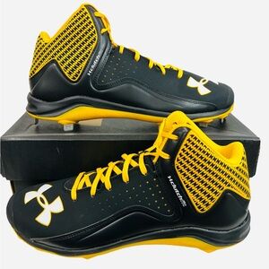 Under Armour Mens Team Yard Mid ST Metal Cleats Black/Gold 1265127-030 Size 12.5
